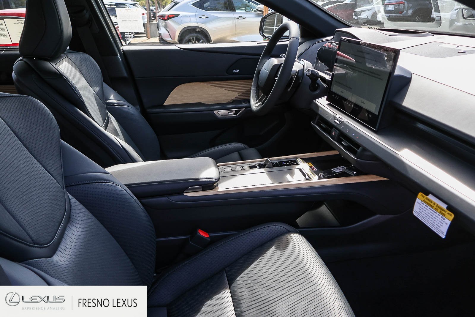 New 2026 Iridium Lexus ES 350e LUXURY image 12