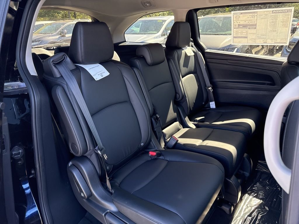 2026 Honda Odyssey EX-L - Photo 11