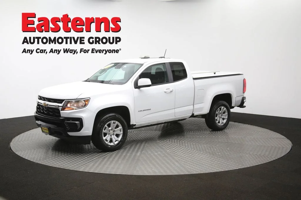 Used 2022 White Chevrolet LT image 53