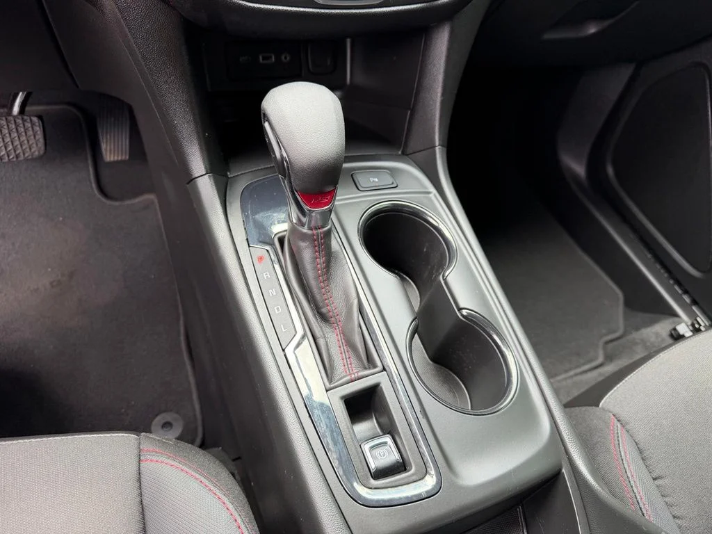 Used 2022 White Chevrolet RS image 24