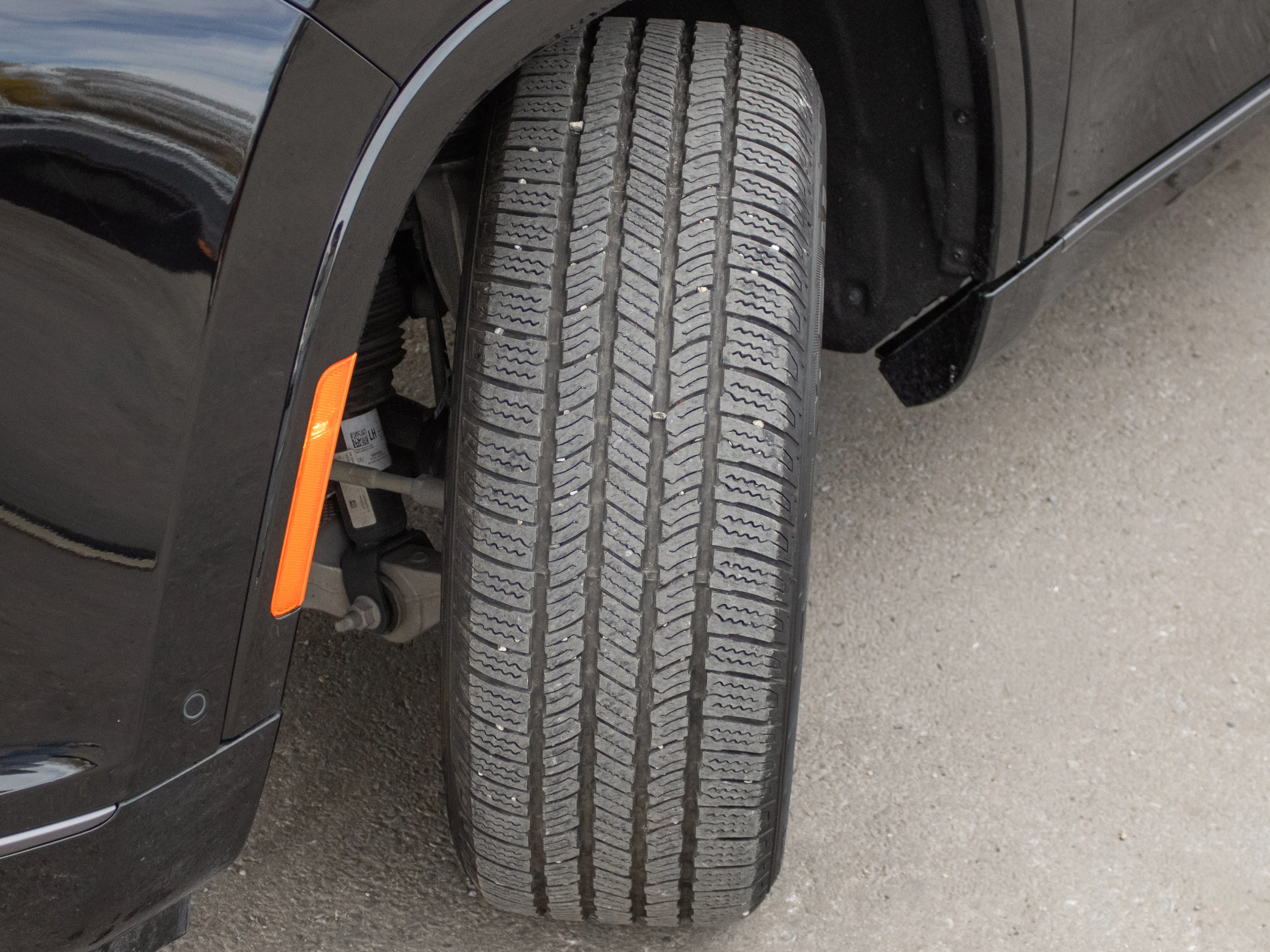 Used 2026 Black Jeep Limited Altitude* 4x4, Rear DVD, McIntosh Audio, Three Panel Sunroof, Heated/Ventilated Seats image 14