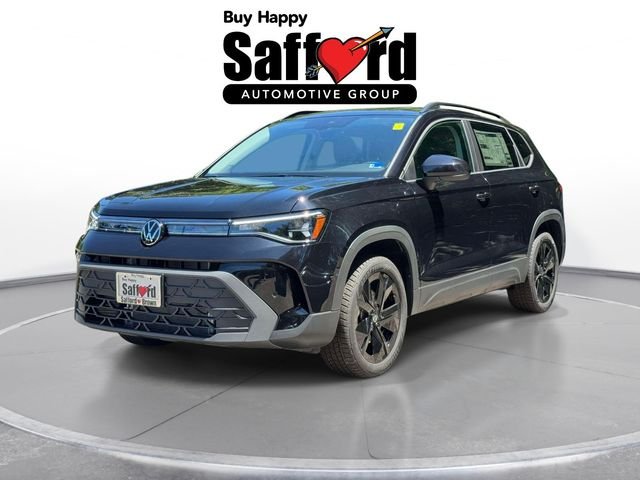 2026 Volkswagen Taos 1.5T SE Black's photo