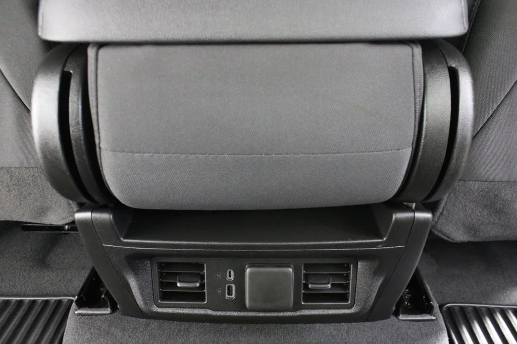 New 2026 Sterling Metallic GMC Elevation image 14