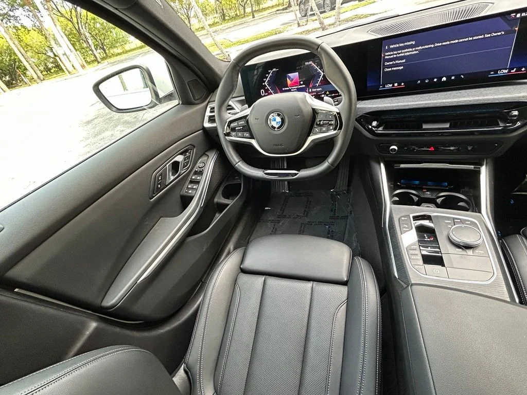 Used 2025 White BMW 330i image 9