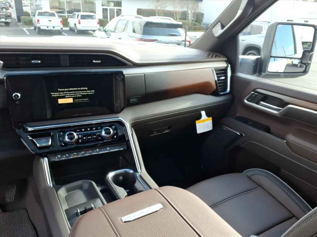2026 GMC Sierra 2500HD Denali - Photo 9
