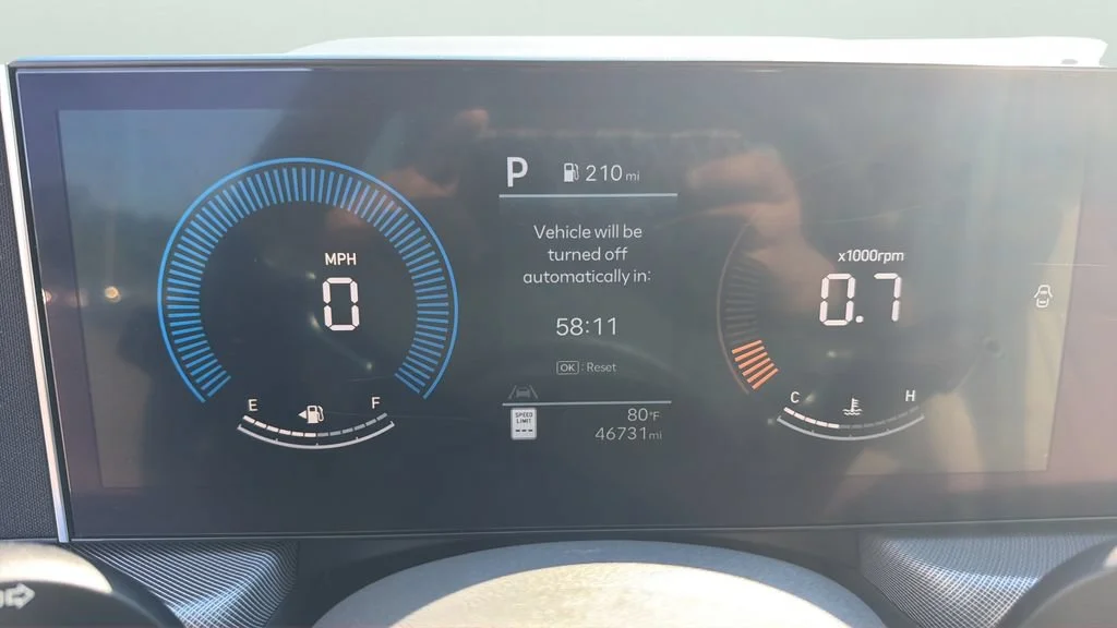 Used 2025 Gray Hyundai SEL image 11