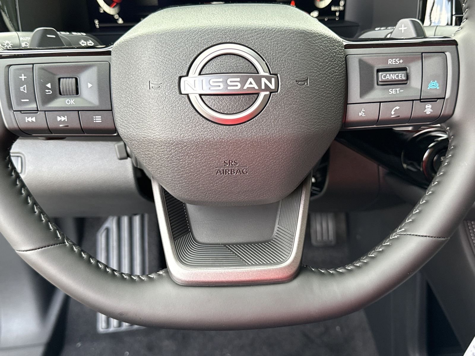 New 2026 Black Nissan Platinum image 10