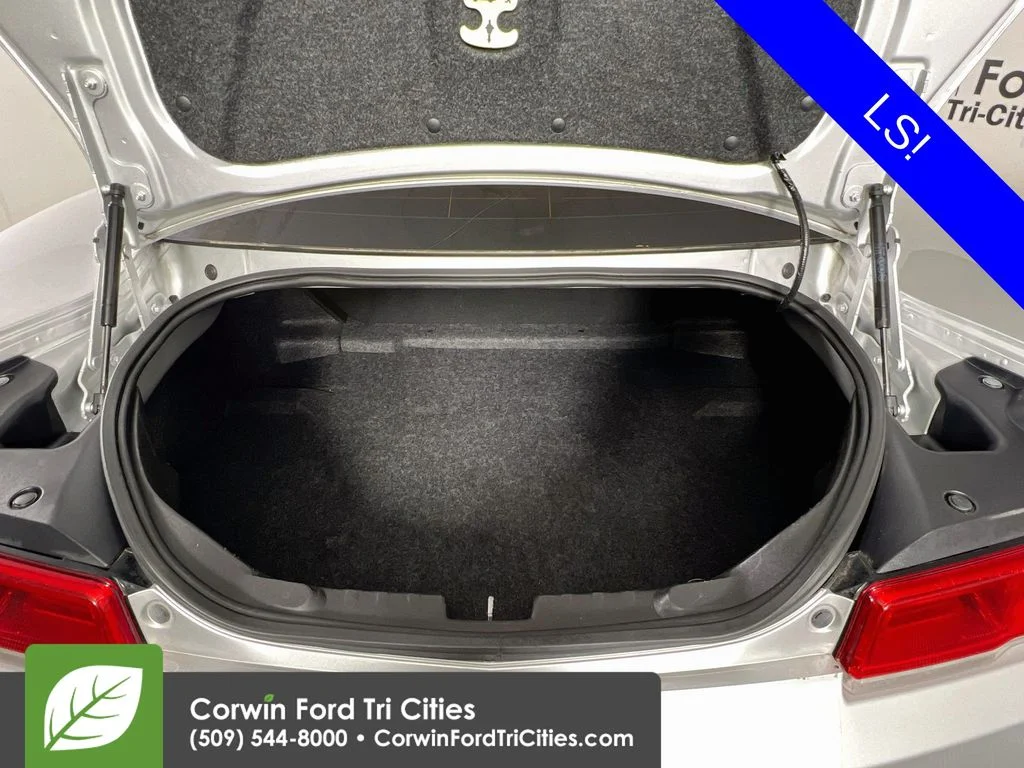 Used 2014 Silver Ice Metallic Chevrolet 2LS image 14