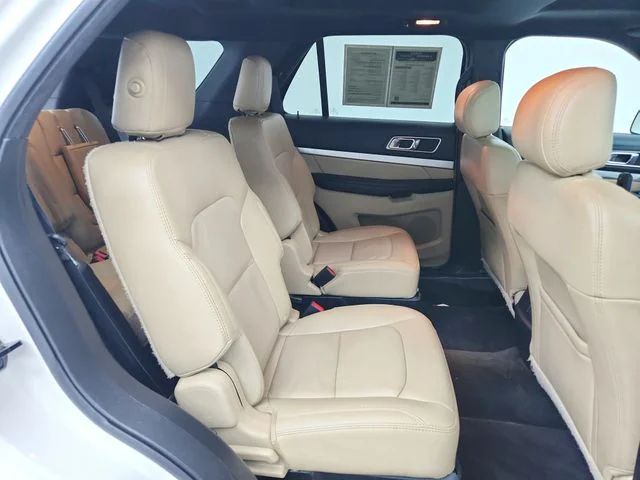 Used 2017 White Ford XLT image 40