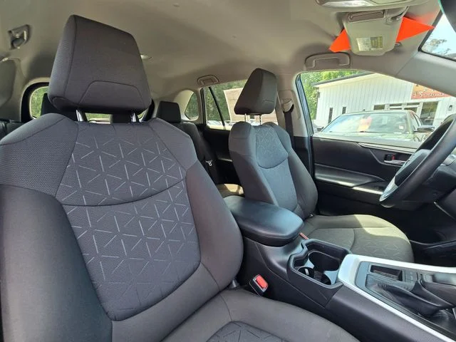 Used 2021 Gray Toyota XLE image 21