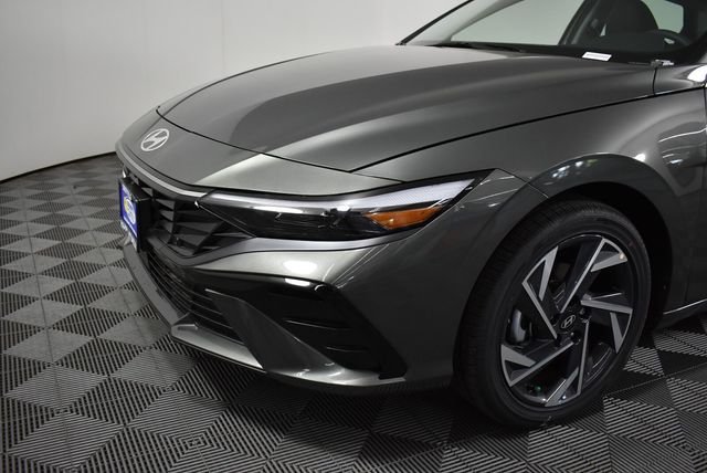 New 2026 Gray Hyundai Limited image 2