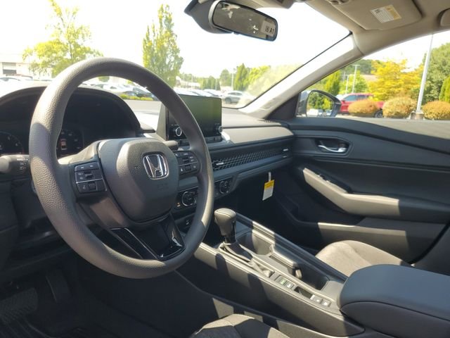 2025 Honda Accord SE - Photo 11
