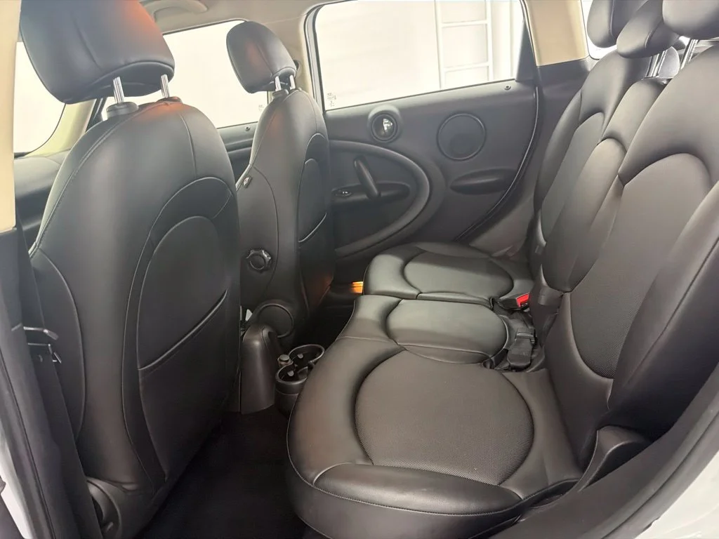 Used 2015 White MINI Base image 8