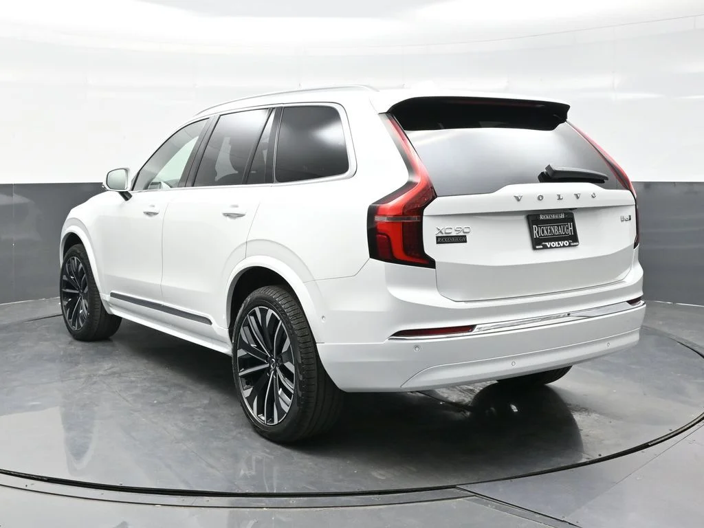 Used 2026 Crystal White Volvo Plus image 5