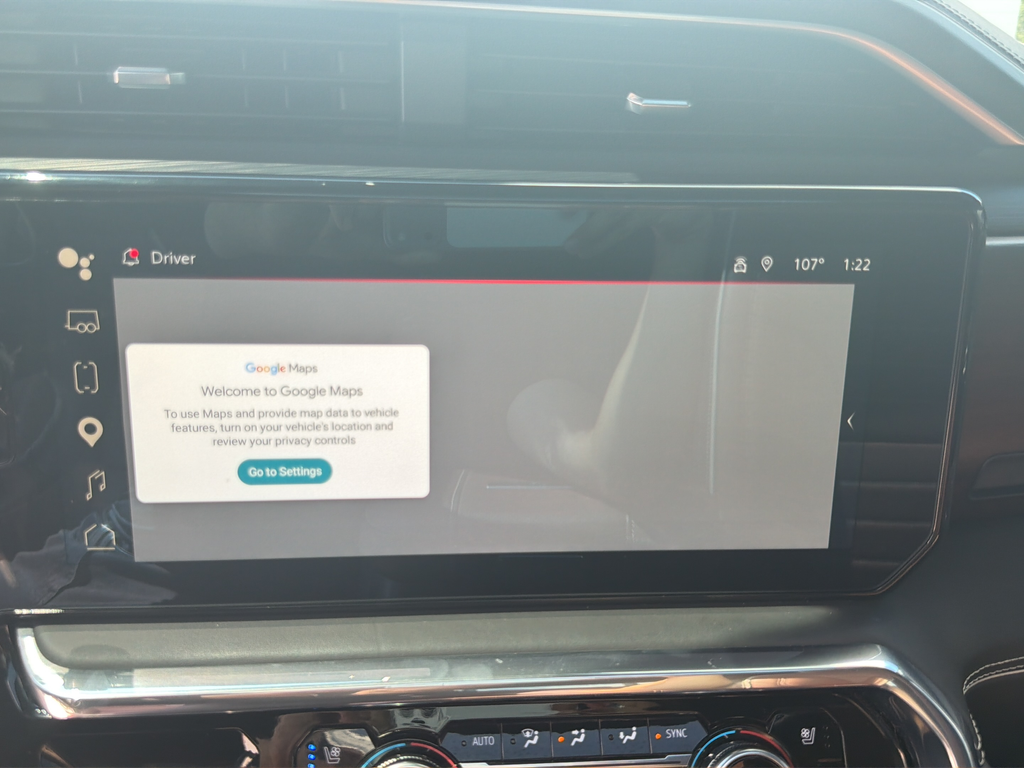 Used 2024 White GMC Denali Ultimate image 41