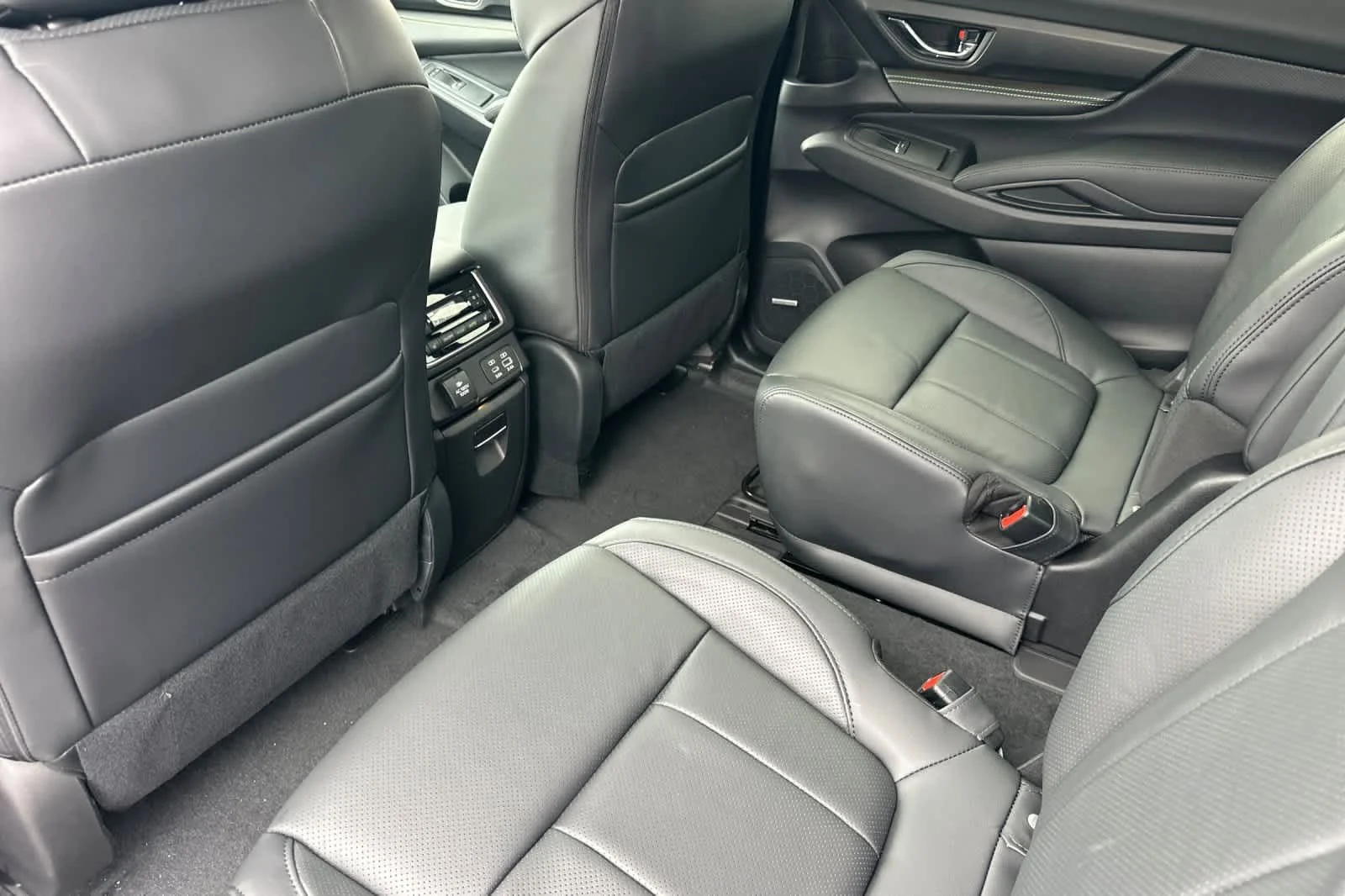 2026 Subaru Ascent Onyx Edition-Touring - Photo 10