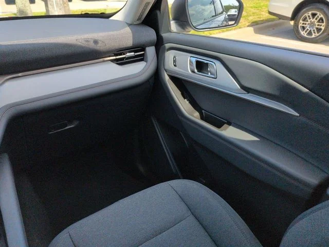 New 2026 Vapor Blue Metallic Ford Active image 17