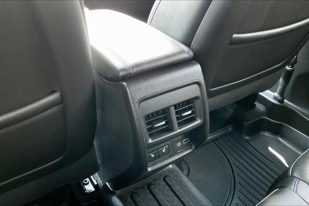 Used 2025 Silver Cadillac Sport image 13