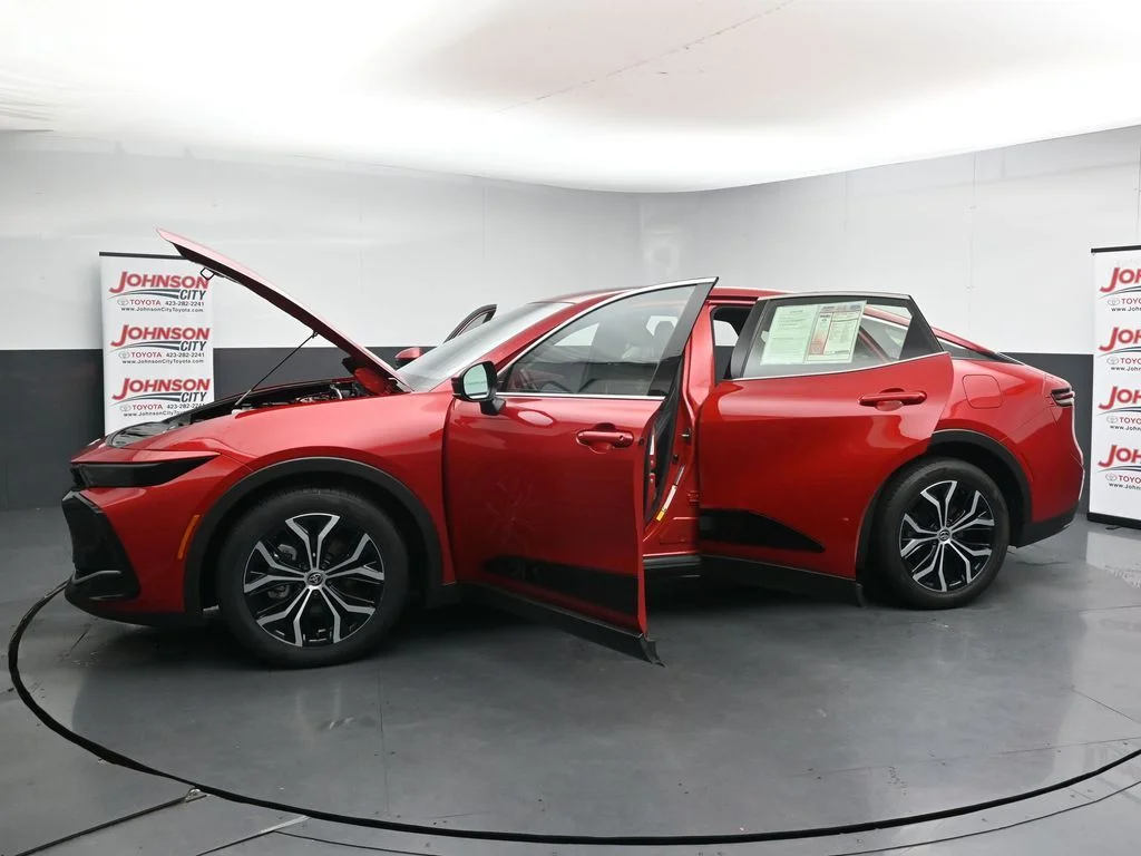 Used 2024 Red Toyota XLE image 41