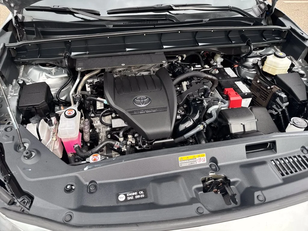 Used 2025 Silver Toyota XLE image 48