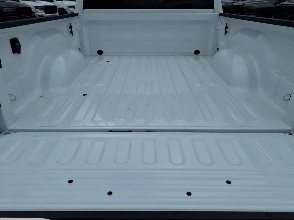 New 2026 Bright White Clearcoat RAM Tradesman image 23
