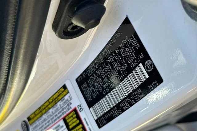 Certified Used 2022 ICE CAP Toyota  image 23