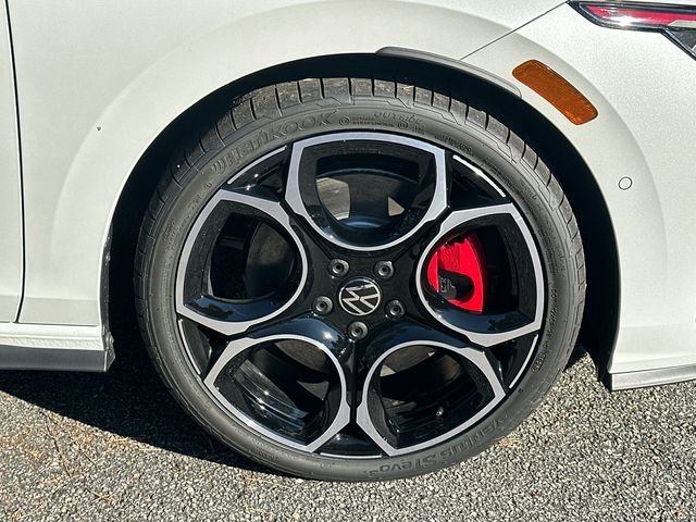 New 2026 White Volkswagen Autobahn image 12