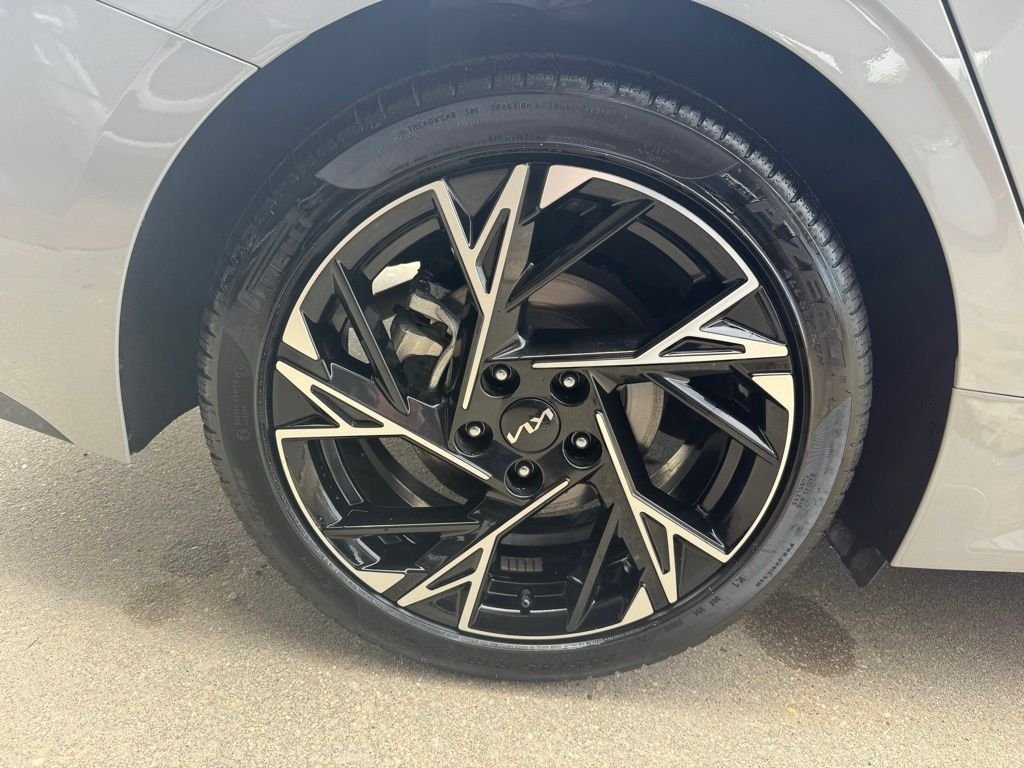 Used 2025 Gray Kia GT-Line image 65