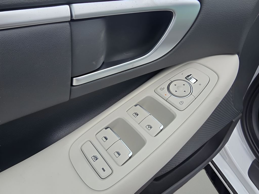 New 2026 Serenity White Hyundai SEL Sport image 23