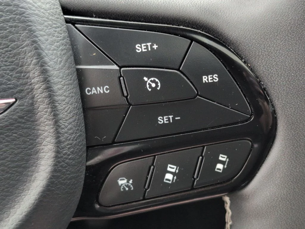 Used 2025 Black Chrysler Limited image 17