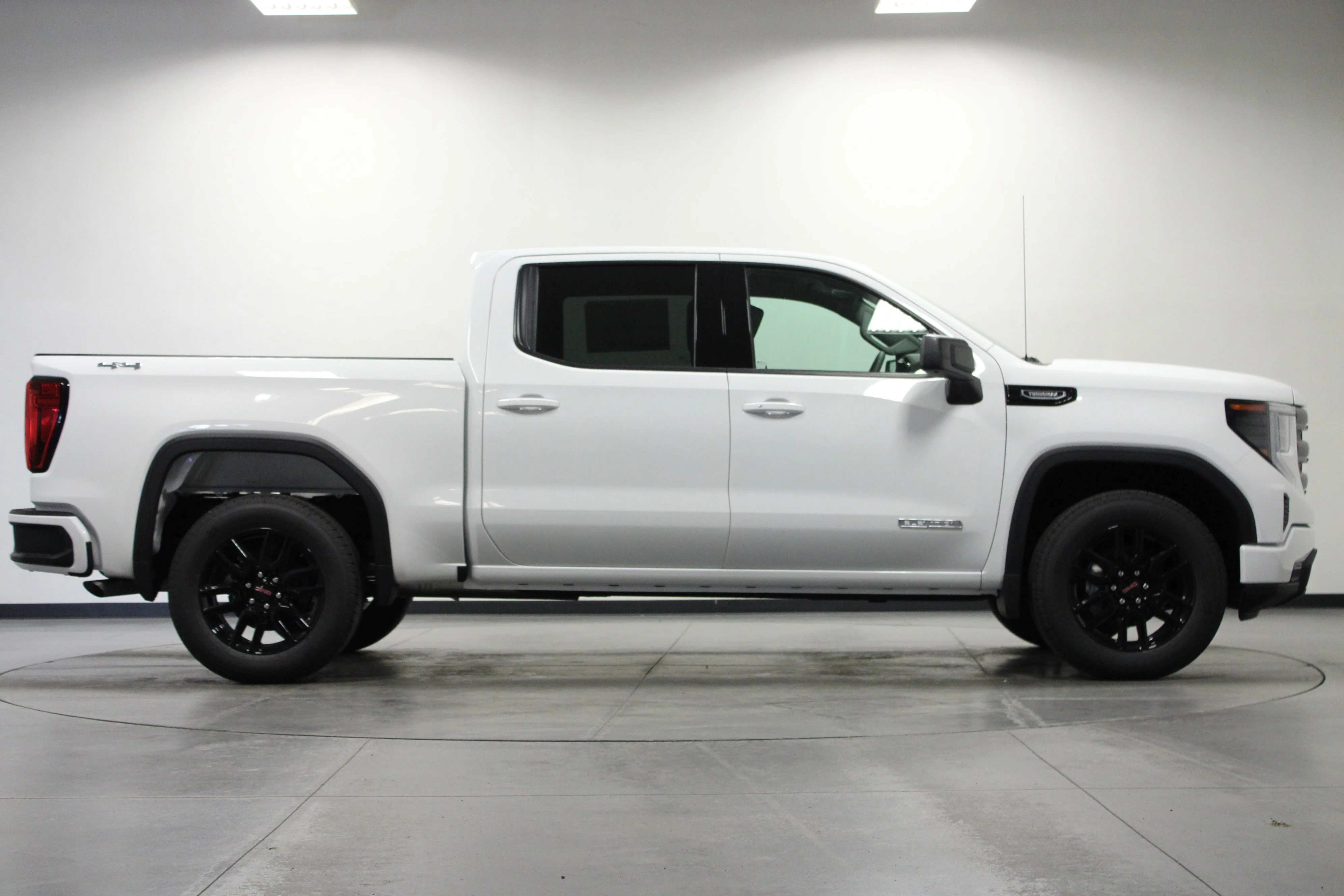 New 2026 Summit White GMC Elevation image 3