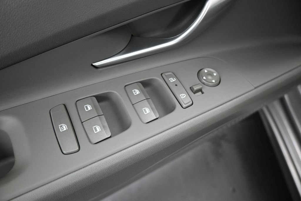 Used 2024 Silver Hyundai SEL image 13