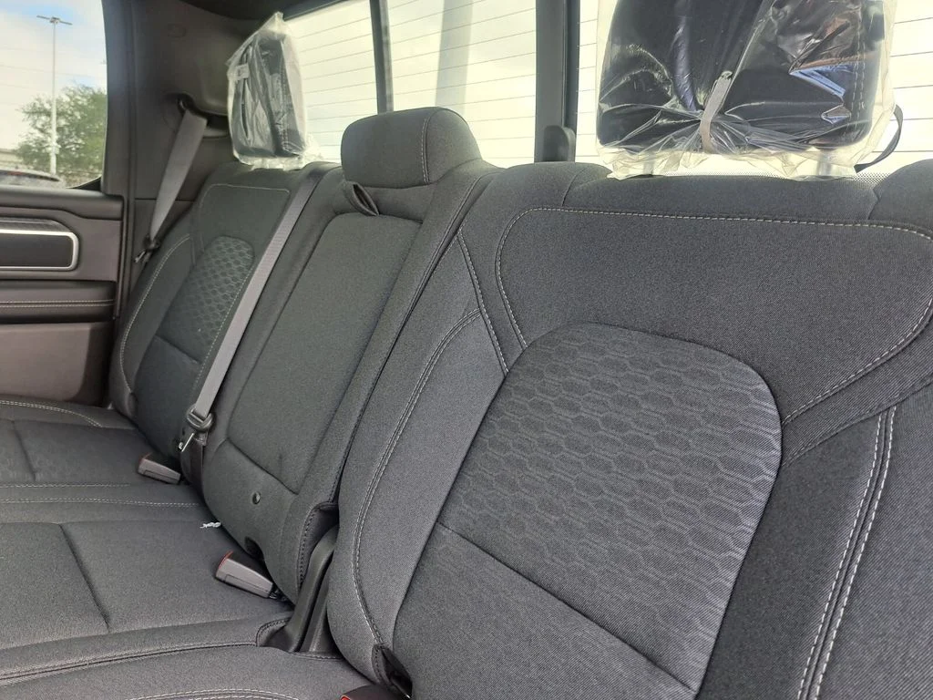 New 2026 Granite Crystal Metallic Clear-Coat Exterior Paint RAM Big Horn/Lone Star image 24
