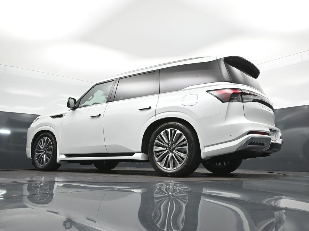 New 2027 RADIANT WHITE INFINITI Luxe 2WD image 36