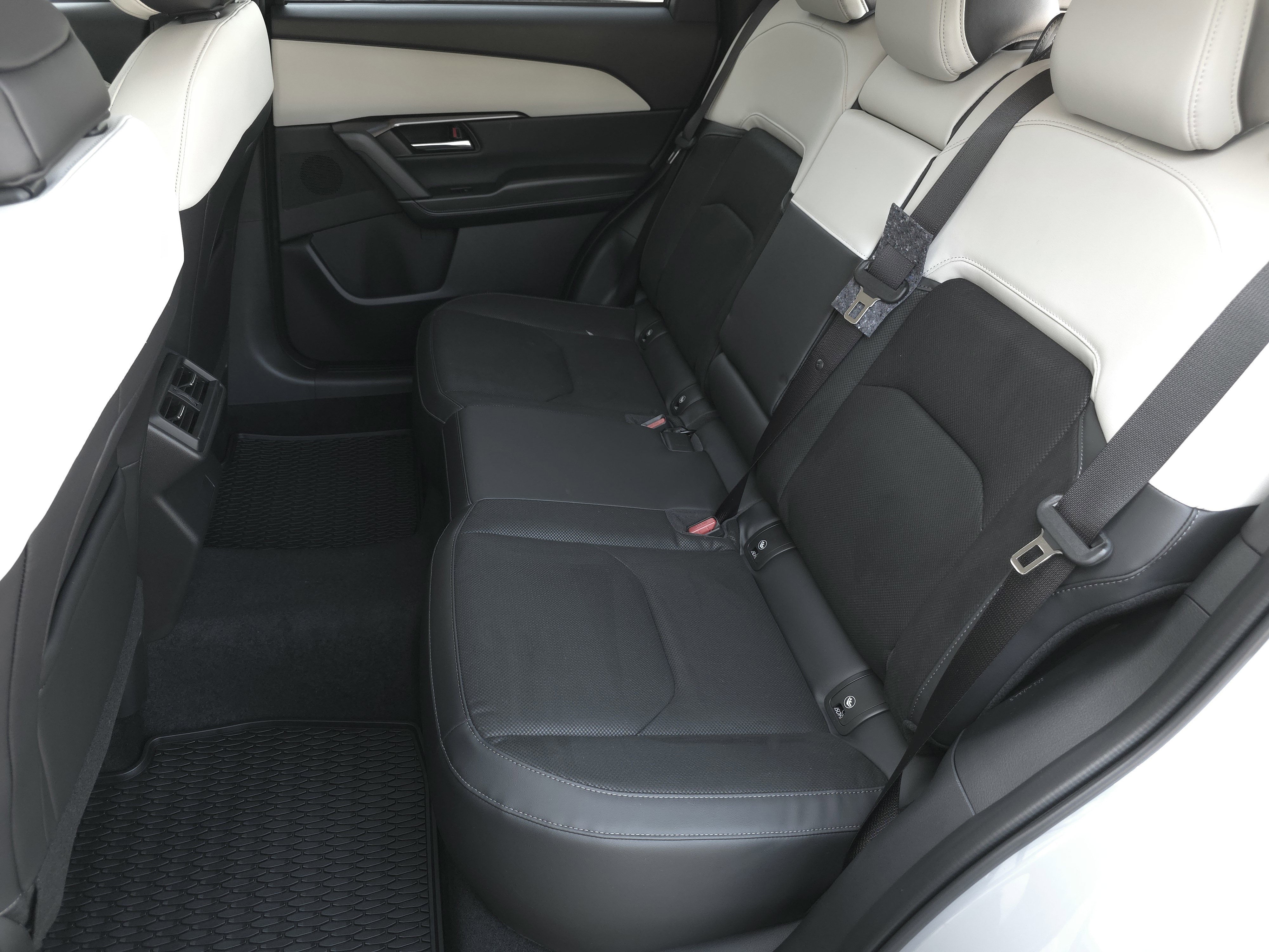 New 2026 Aero Gray Metallic Mazda 2.5 S Preferred AWD image 30