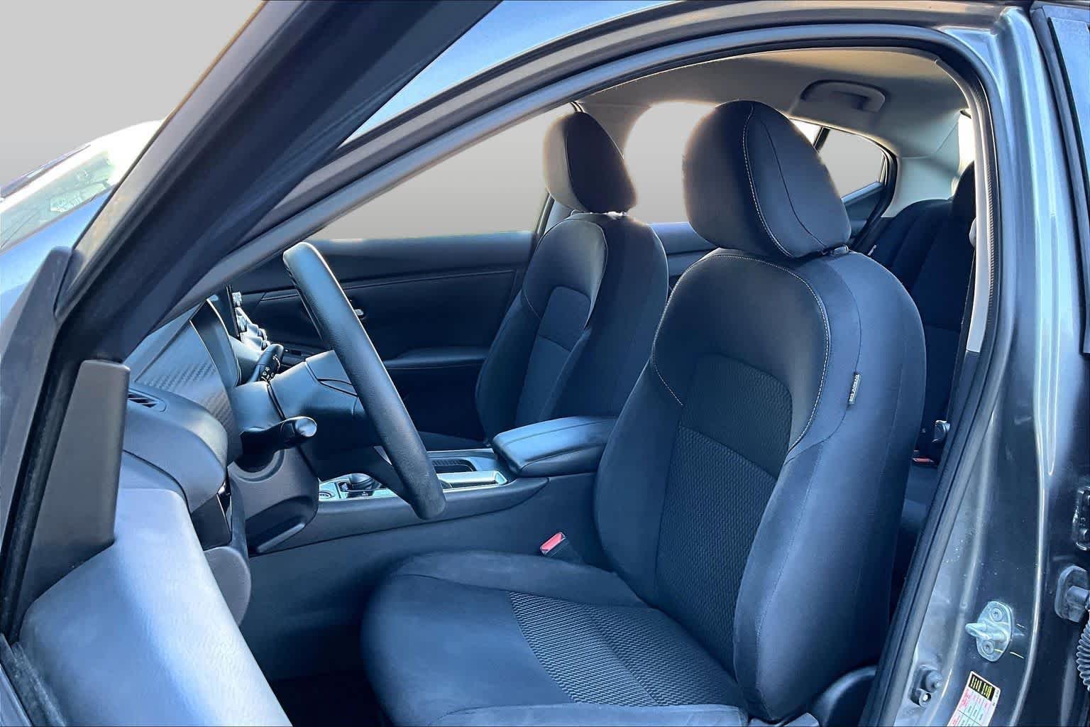 Used 2020 Gun Metallic Nissan S image 8
