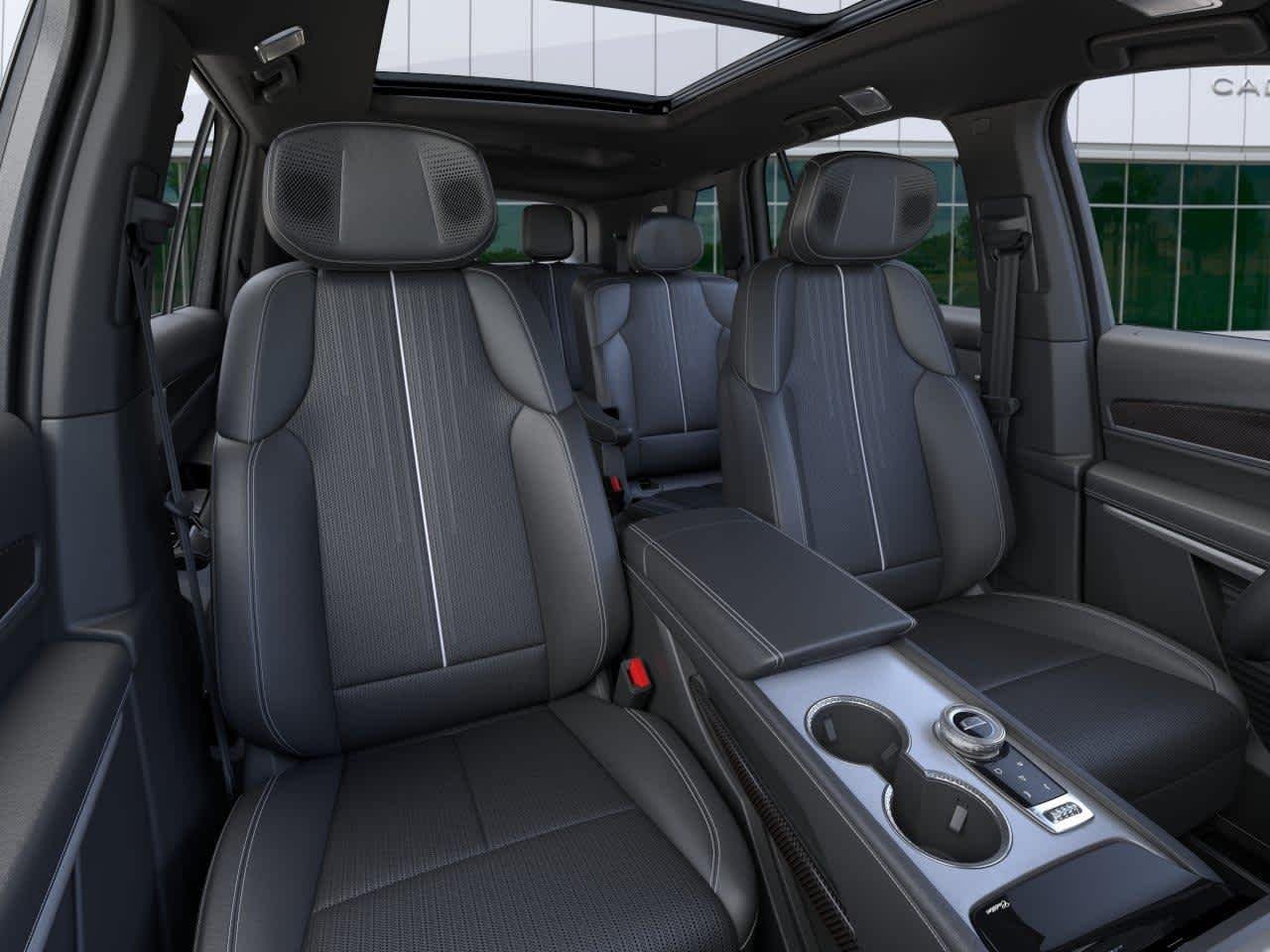 2027 Cadillac VISTIQ Luxury - Photo 16