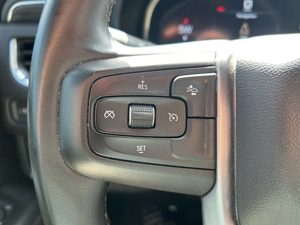 Used 2023 Onyx Black GMC SLT image 27