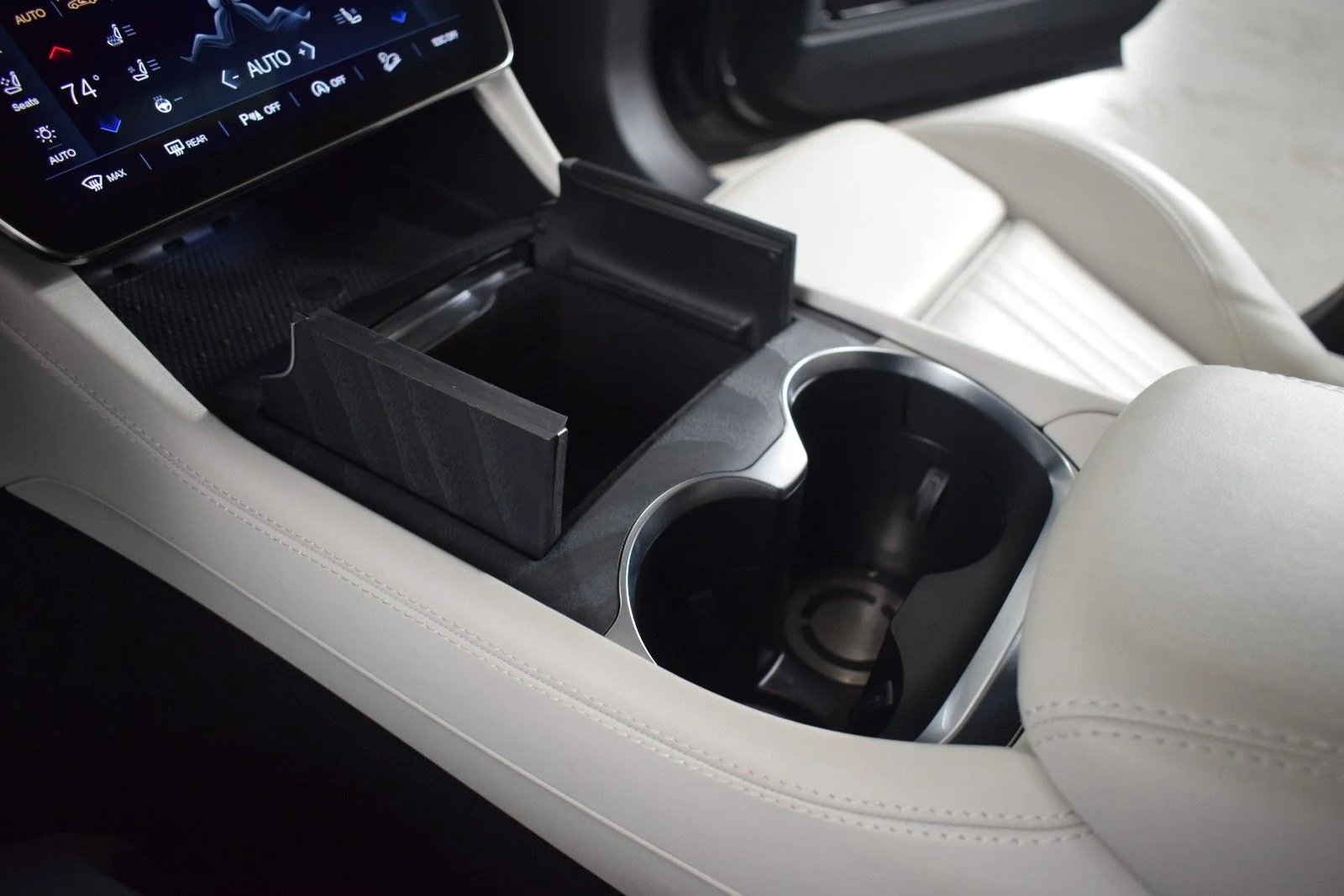 Certified Used 2024 Gray Maserati  image 34