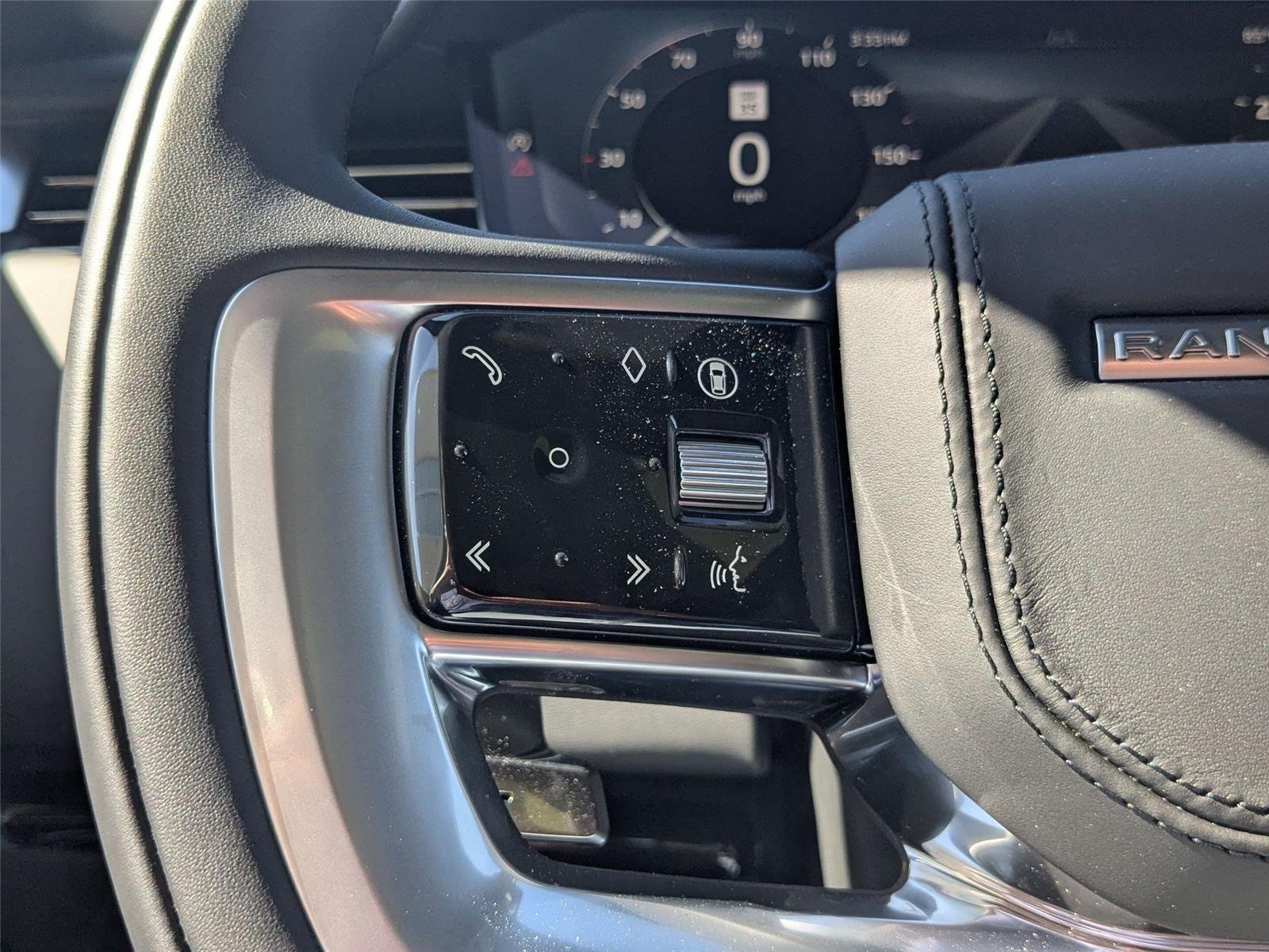 New 2025 Santorini Black Land Rover Autobiography image 17