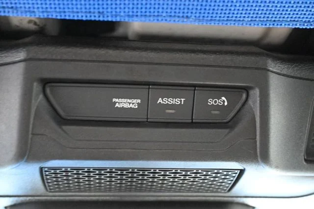 Used 2024 Blue Jeep Sport S image 31