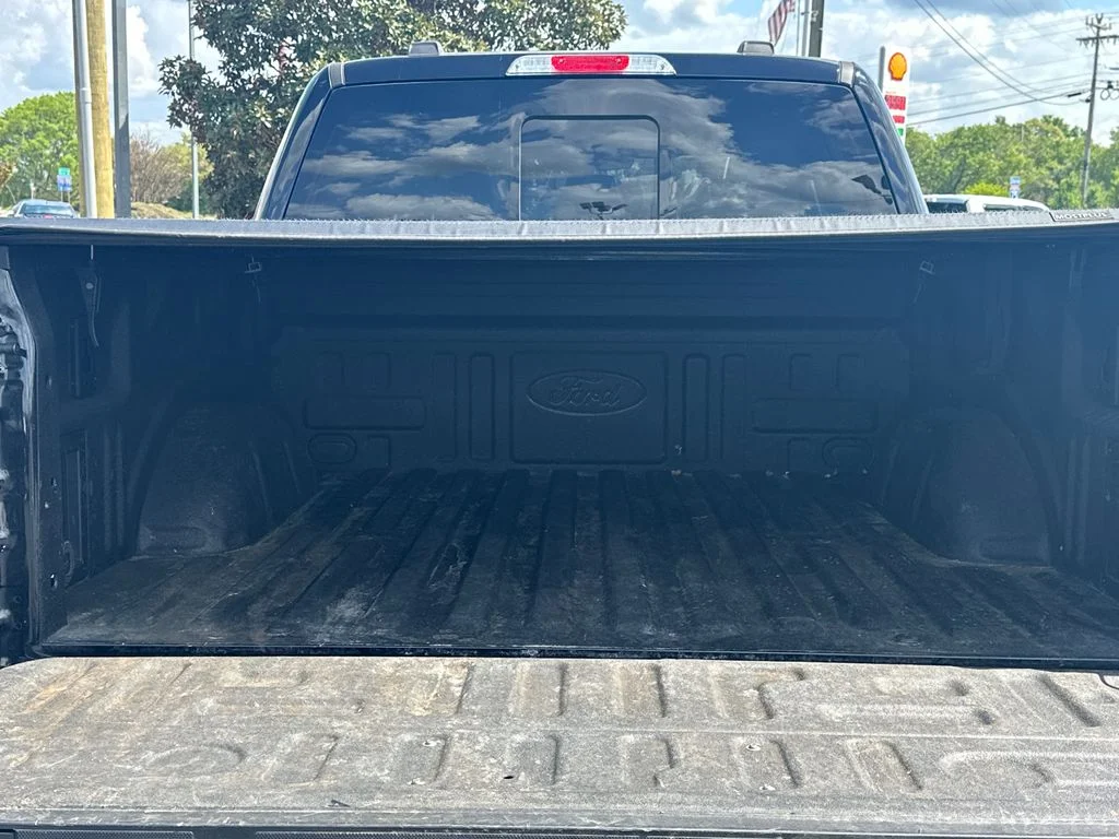 Used 2024 Black Ford XLT image 18