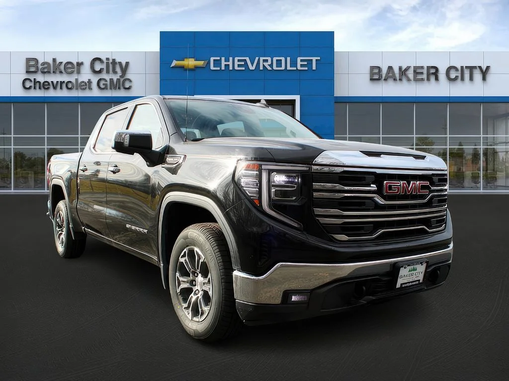 2024 GMC Sierra 4WD Crew Cab Short Box SLT's photo