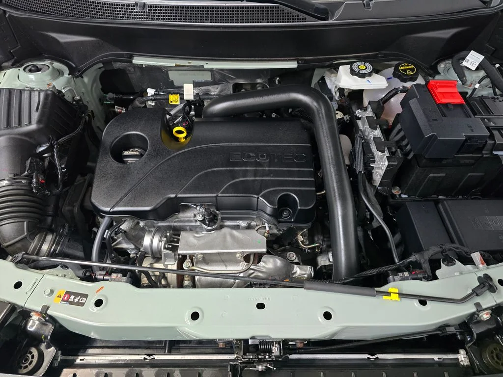 Used 2026 Green Chevrolet LT image 13