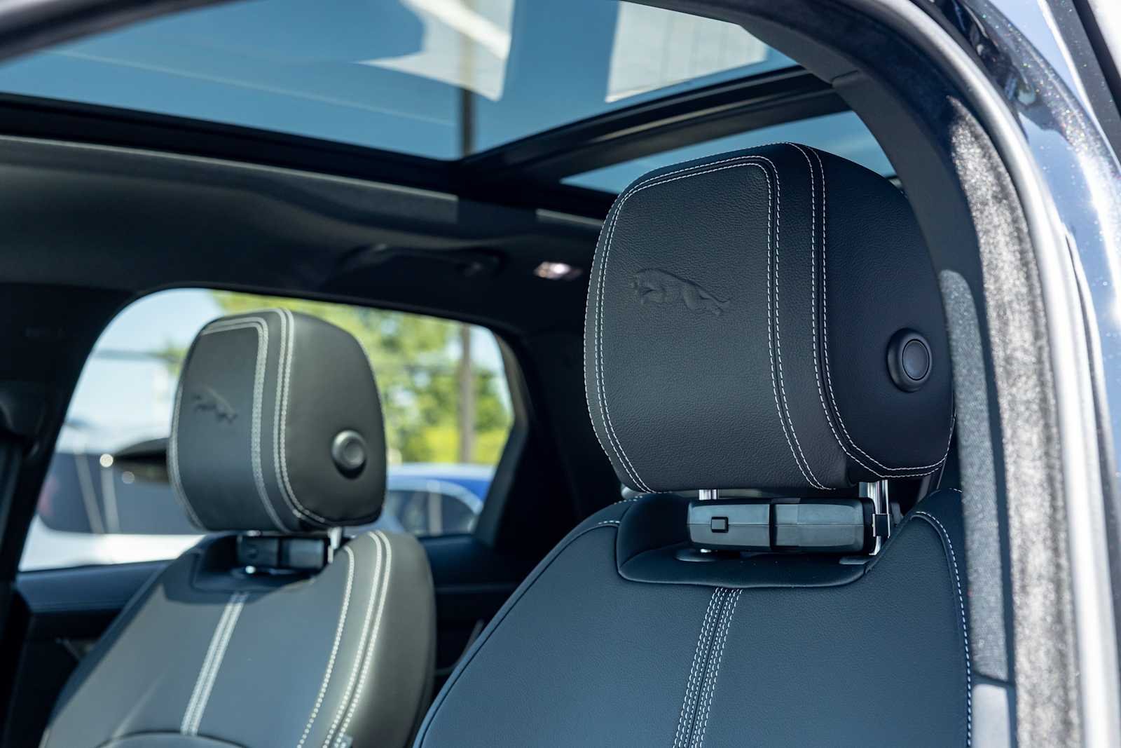 2026 Jaguar F-Pace R-Dynamic S - Photo 27