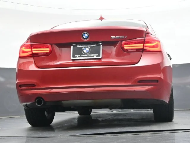 Used 2018 Red BMW 320i image 33