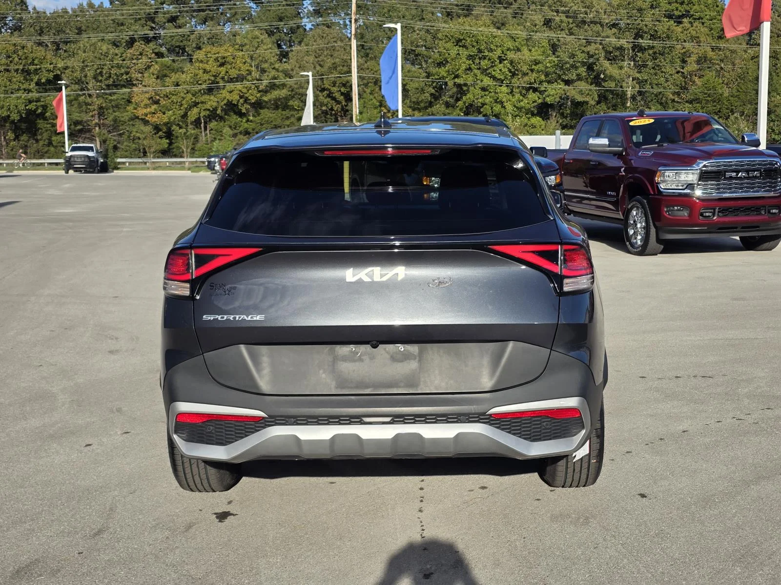 Used 2024 Gravity Gray Kia EX image 6