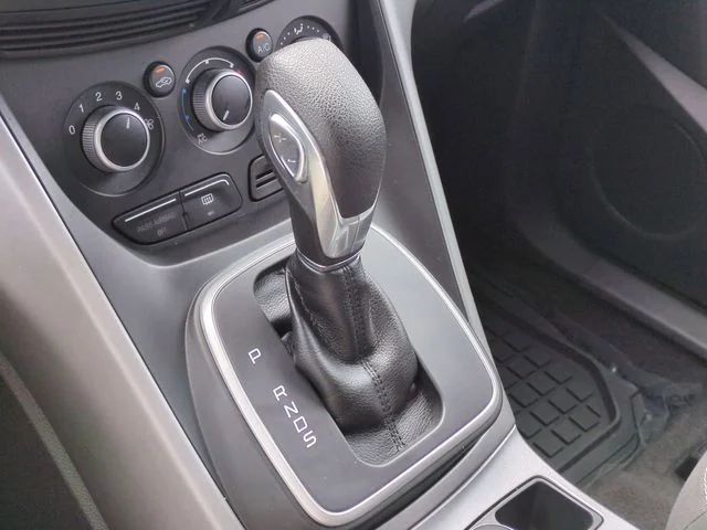 Used 2014 White Ford SE image 24