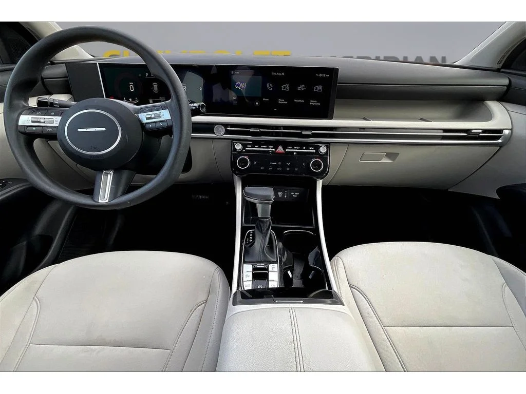 Used 2025 Gray Hyundai SEL image 12