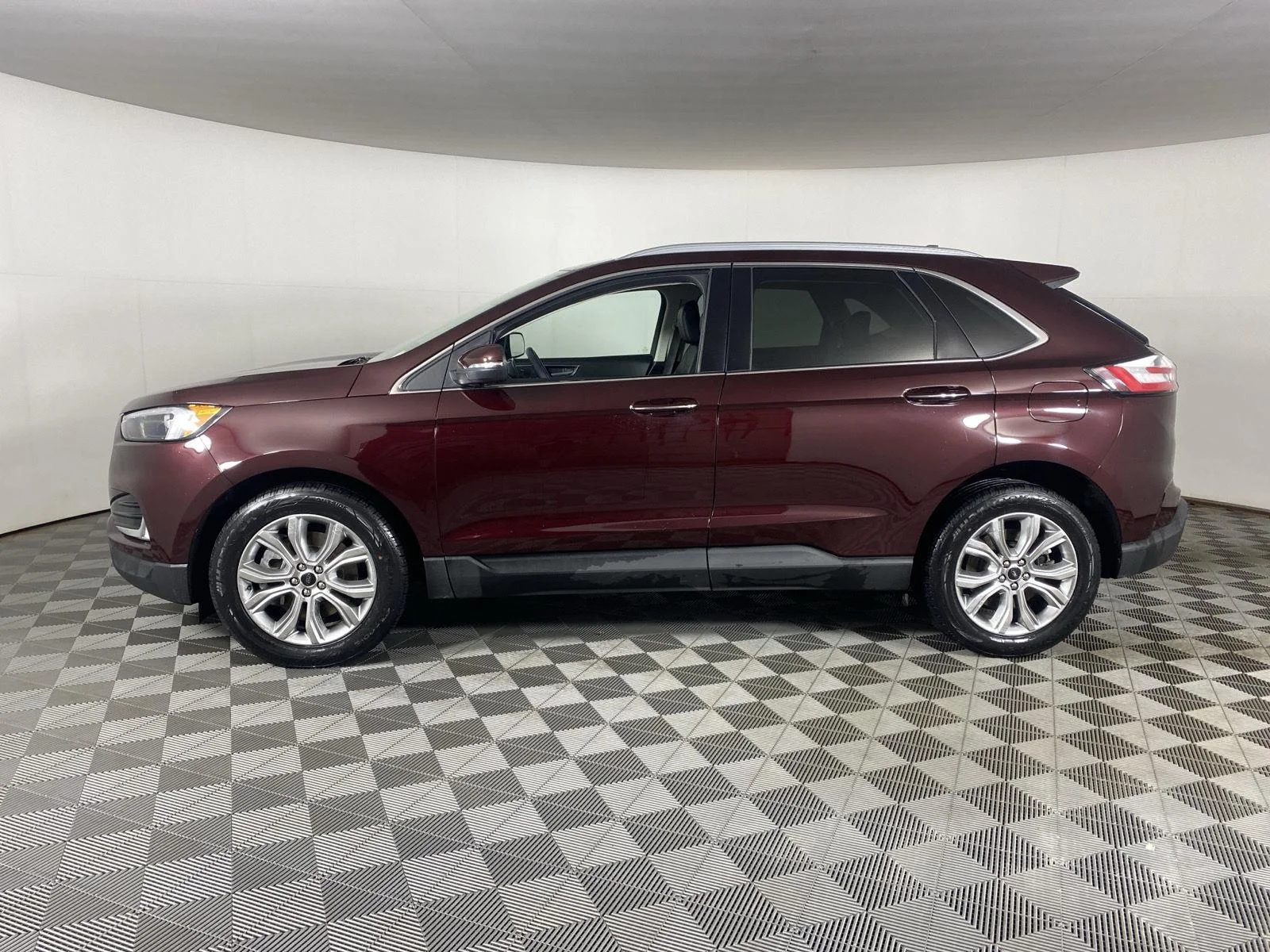Used 2024 Burgundy Velvet Metallic Tinted Clearcoat Ford Titanium image 14